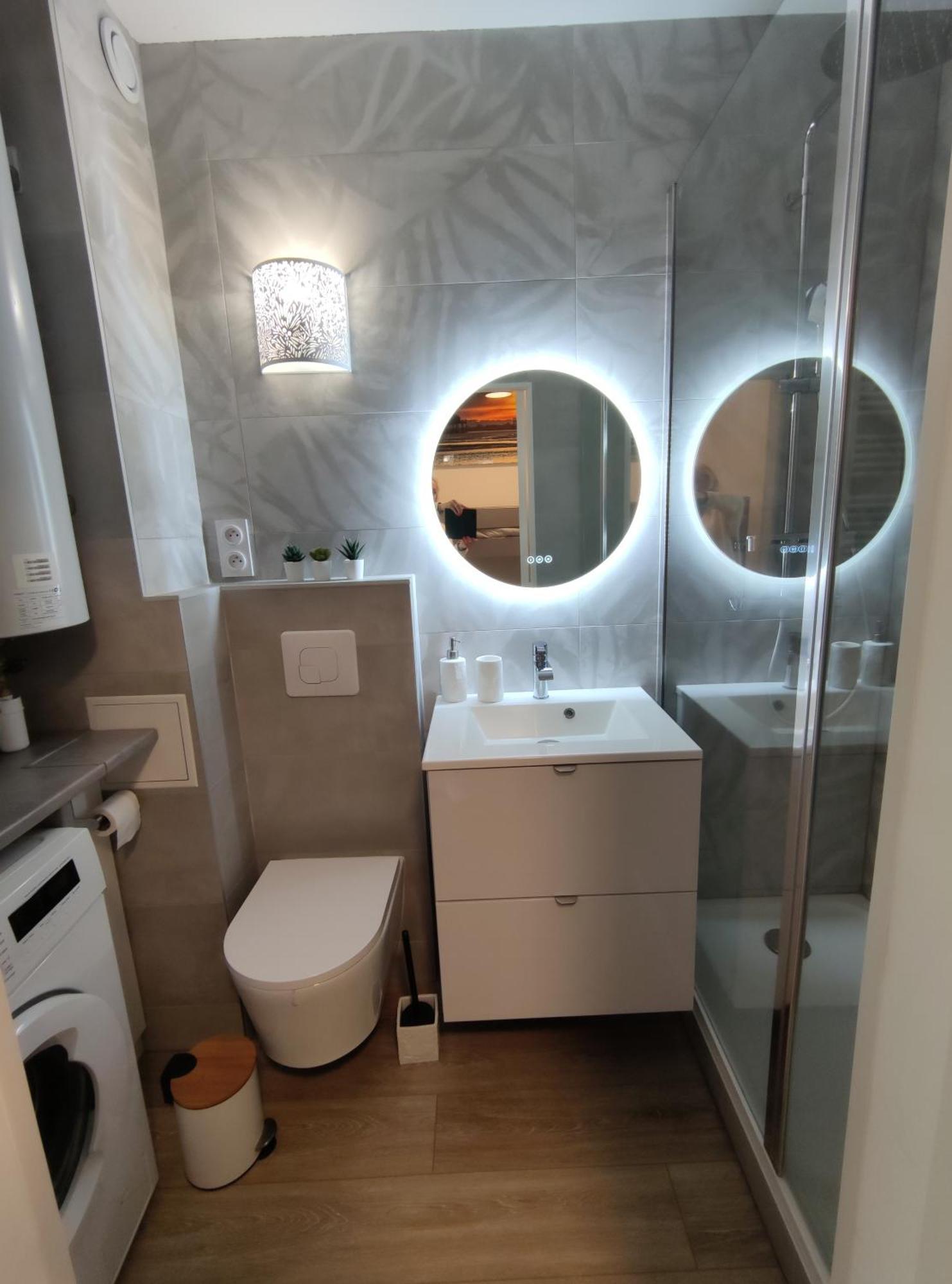 Studio Avec Parking Centre-ville Face A La Gare Plage & Commerces Appartement Arcachon